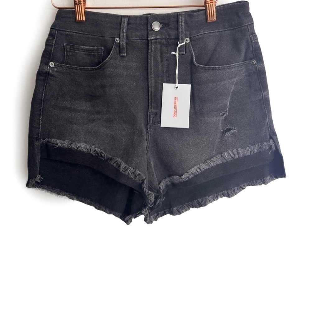 New Good American Good Curve Distressed Denim Shorts - Picture 3 of 4
